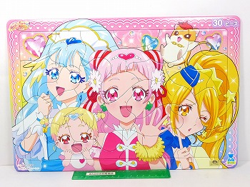 HUGっと!プリキュア 　B4パズル  30ピース